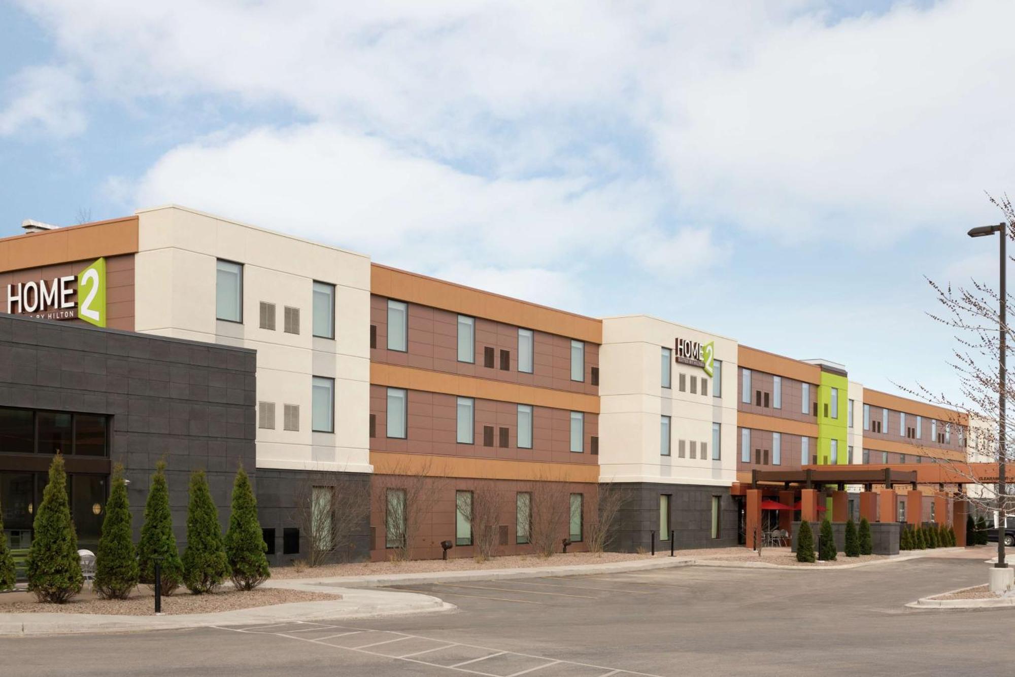Home2 Suites By Hilton Milwaukee Airport Bagian luar foto